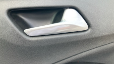 Vauxhall Crossland 1.2 Design 5dr Petrol Hatchback